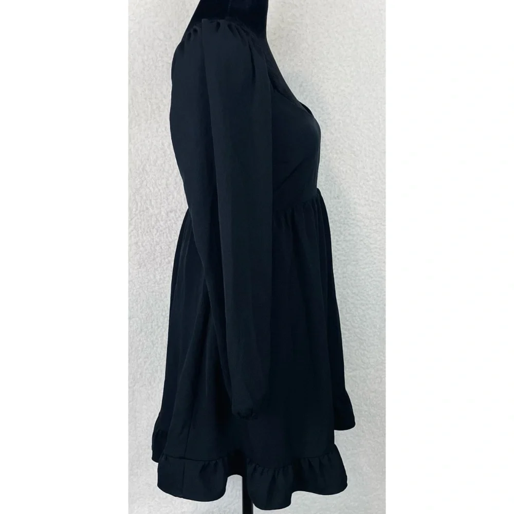 ABERCROMBIE & FITCH • Black Ruffle-Trim Long Sleeve Babydoll Mini Dress, SP - Picture 11 of 16